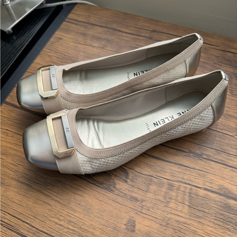 Anne Klein Women's Metallic Gold and Silver Flats